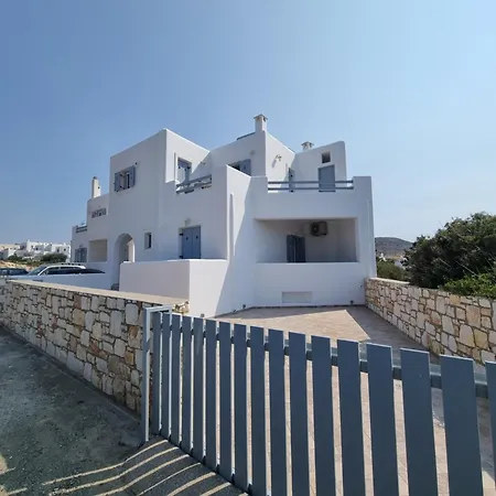 Holiday House In Paros בית נופש