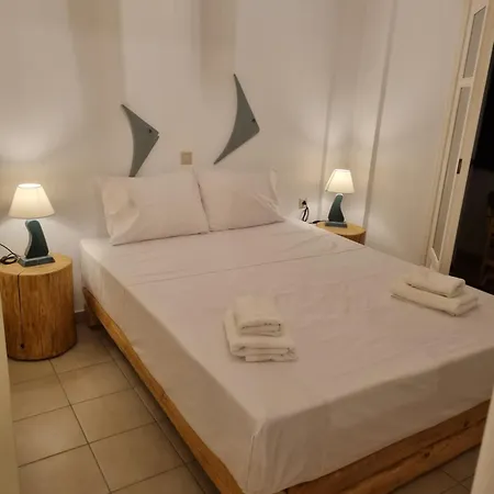 בית נופש Holiday House In Paros