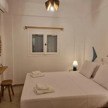 Holiday House In Paros בית נופש
