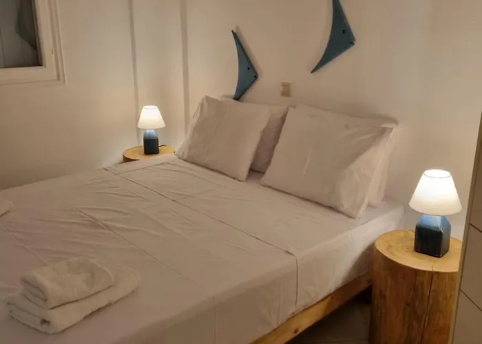 Holiday House In Paros بيت للعطل