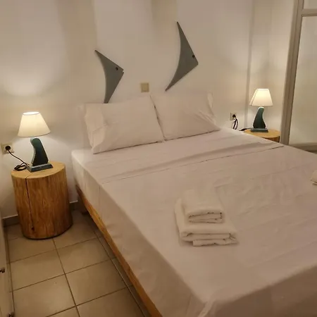 Holiday House In Paros * 나오우사