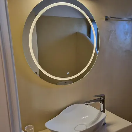 펜션 Holiday House In Paros *